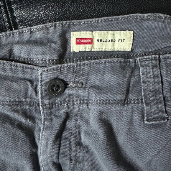 Wrangler Men's Cargo Pants Gray Outdoor Hiking Relaxed Fit Stretch 34x30 - Picture 8 of 12